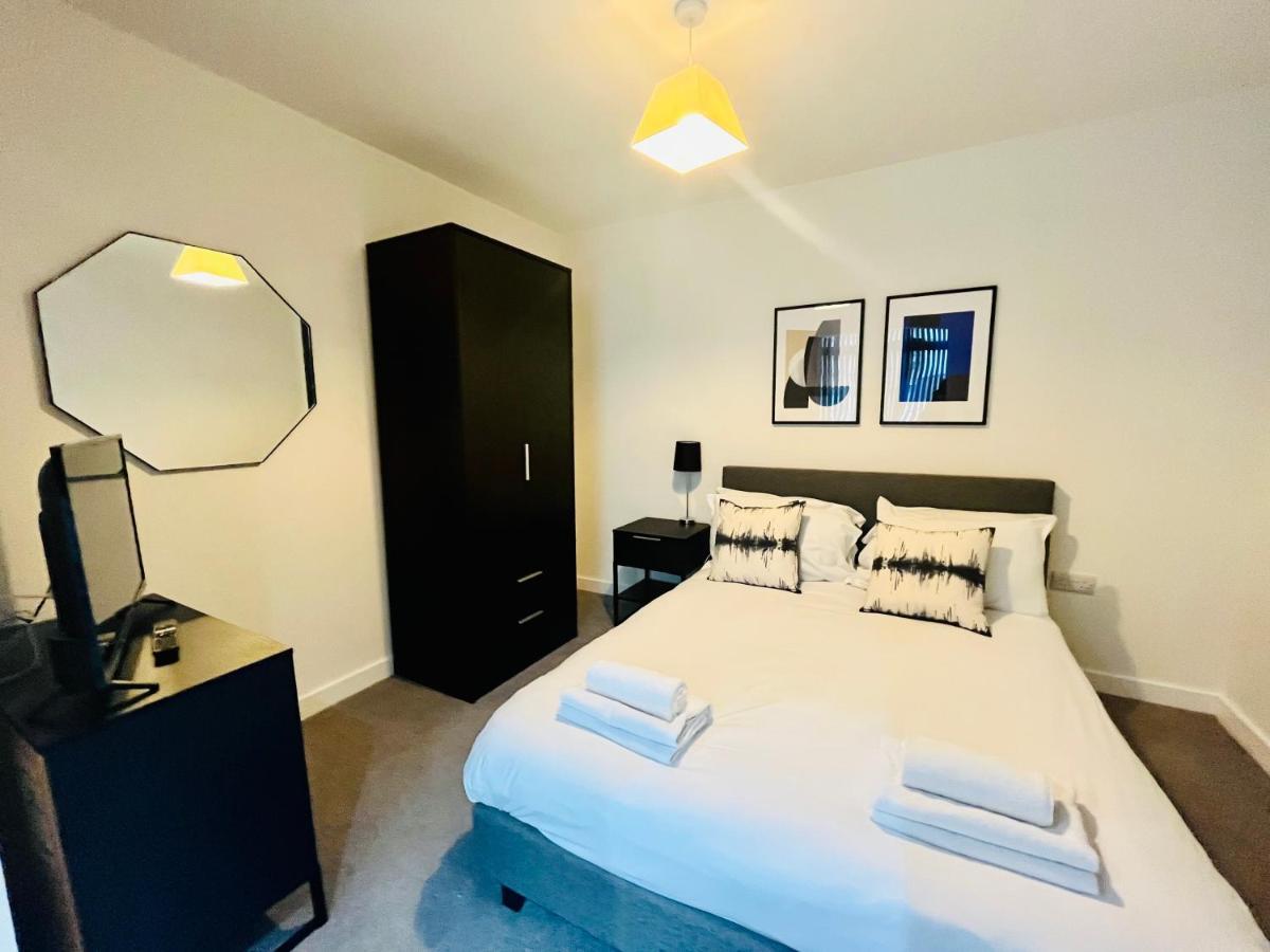 Fully Equipped One Bedroom Apartment Near Old Trafford Stadium! Μάντσεστερ Εξωτερικό φωτογραφία